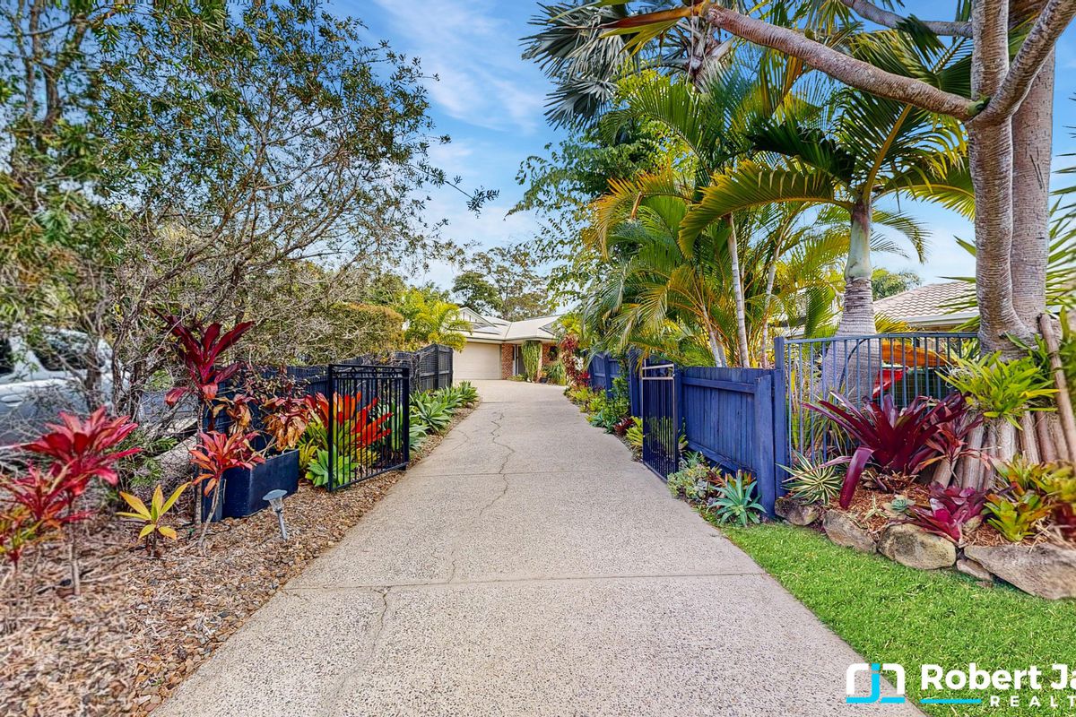 8 Hoylake Court, Tewantin