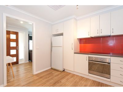 564 Woodbury Court, Lavington