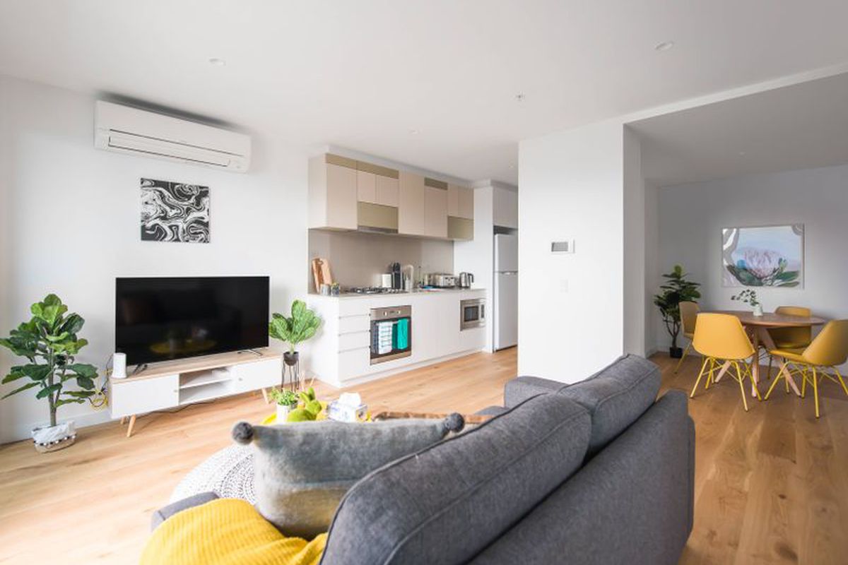 4803 / 38 Rose Lane, Melbourne