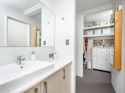 36 Seddon Parade, Alkimos