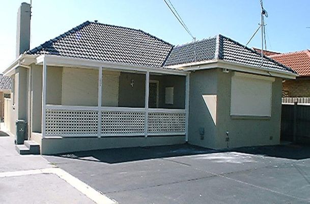 1 / 228 Parer Road, Airport West