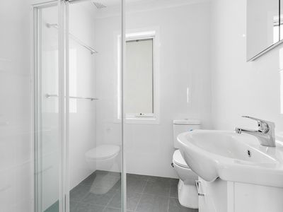 21 Gregory Avenue, Warilla