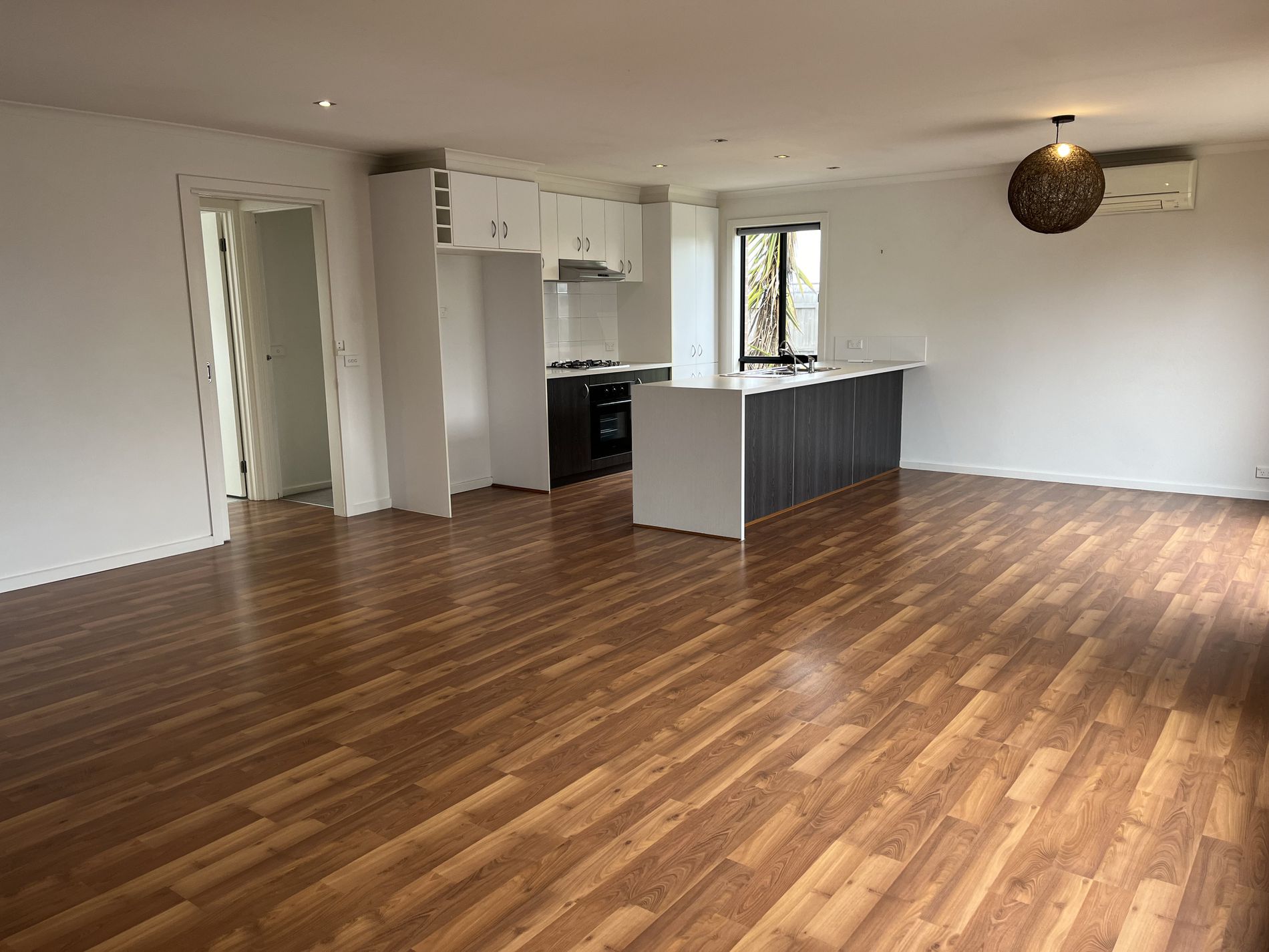 10-11 Viogner Place, Waurn Ponds