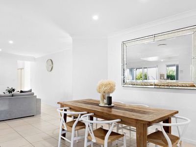 24 Zeus Circuit, Coomera Waters