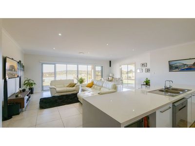 36 Torryburn Way, Dubbo
