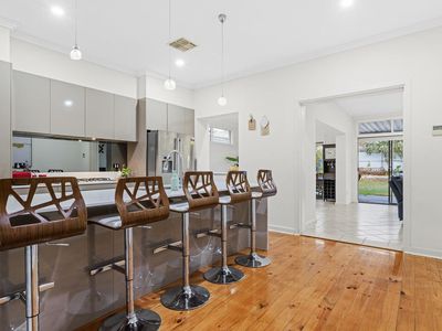 20 Frontenac Avenue, Panorama