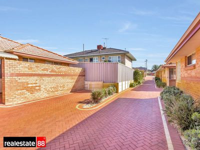 4 / 98 Wattle Street, Tuart Hill