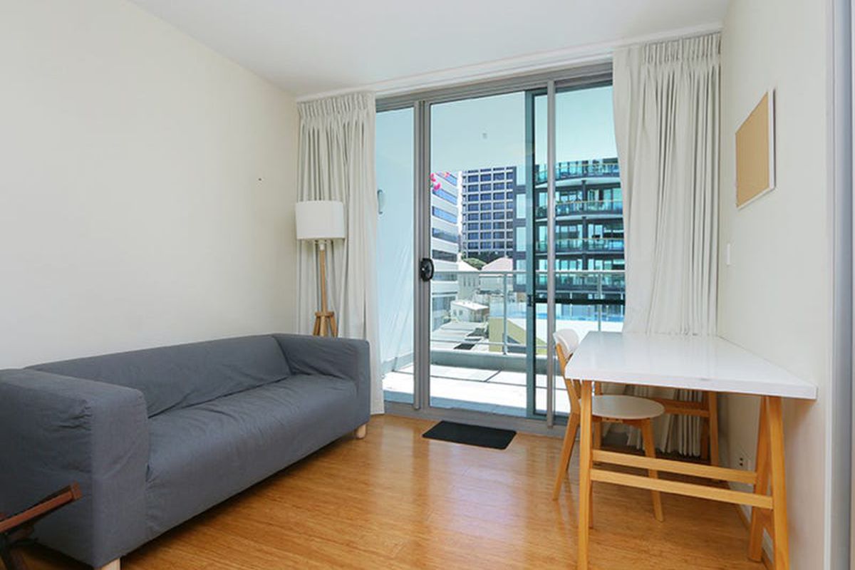 76 / 132 Terrace Road, Perth