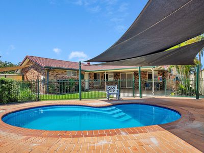 4 Torrens Court, Coombabah