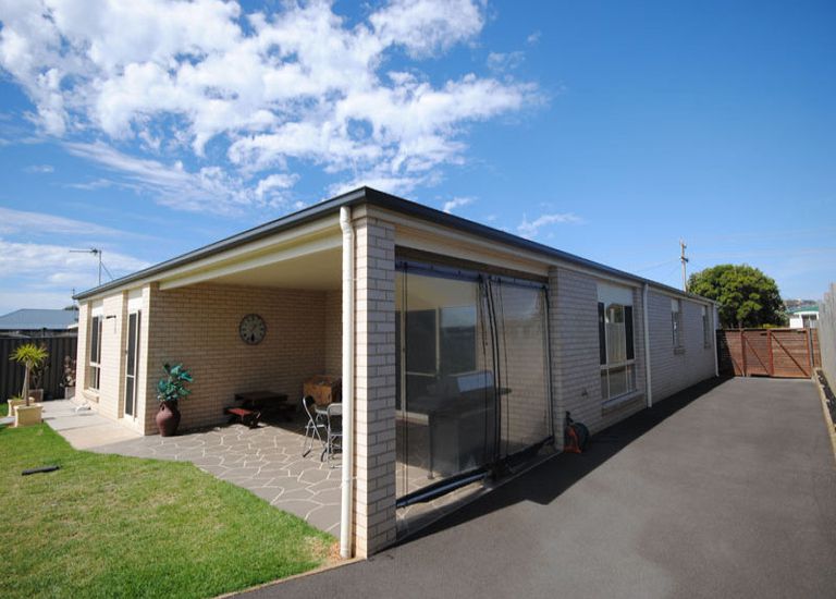 62 Learmonth Street, Portland