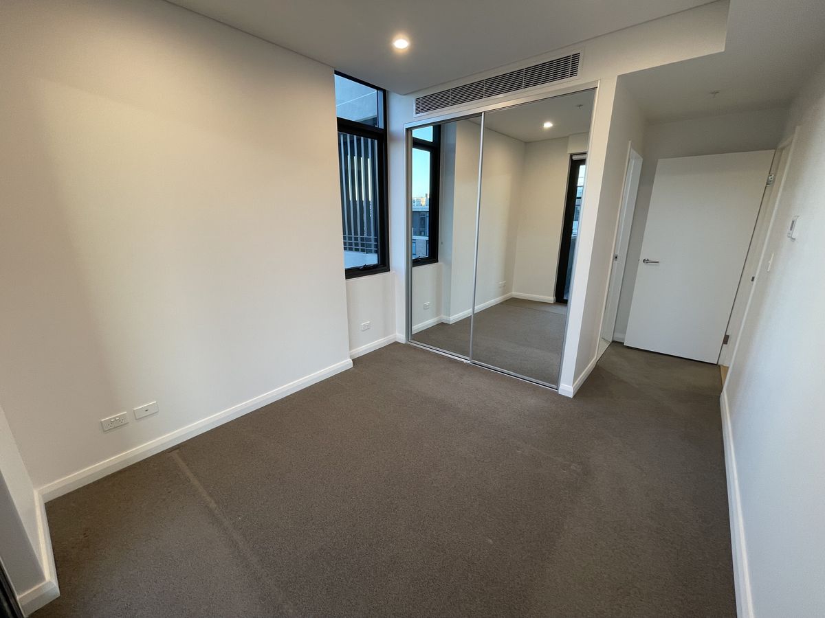 708 / 5B GLYCERIA LANE, Tallawong