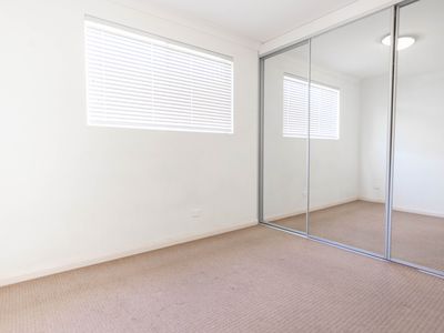 1/72-74 Berwick Street, Guildford