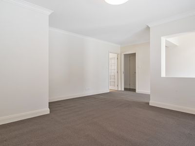 55 Braeside Road, Franklin