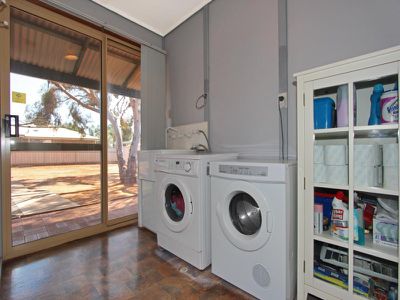 24 Azamor Drive, Boulder