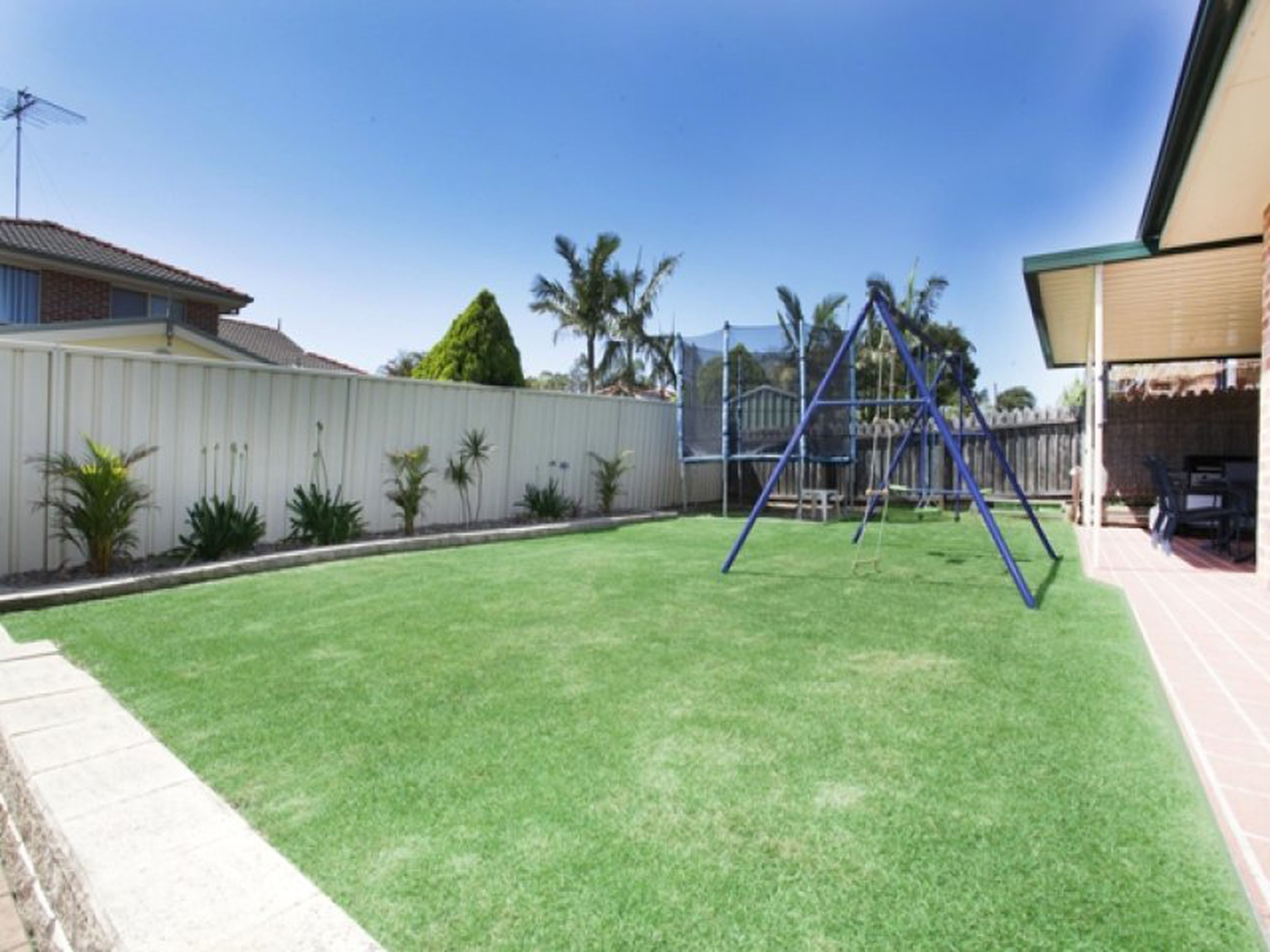 3 Karabi Close, GLENMORE PARK
