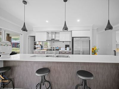 8 Brumby Close, Hallidays Point