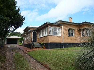 26 Seaton St, South Toowoomba