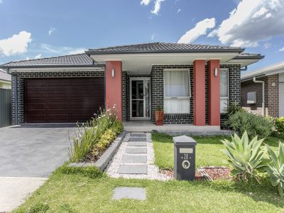 28 Sandstock Crescent, Jordan Springs