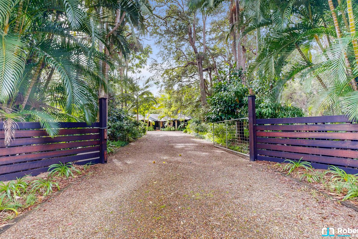 90 Woodhaven Way, Cooroibah