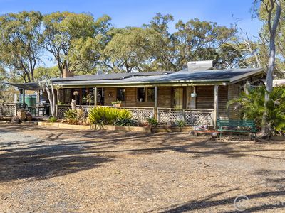 33 Manns Road, Emu Park