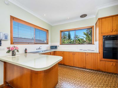 31 Beach Avenue, South Golden Beach