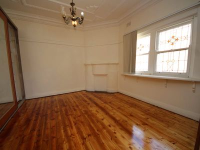 31 Cairds Avenue, Bankstown