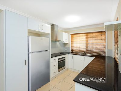 8 Lockyer Court, Forest Lake