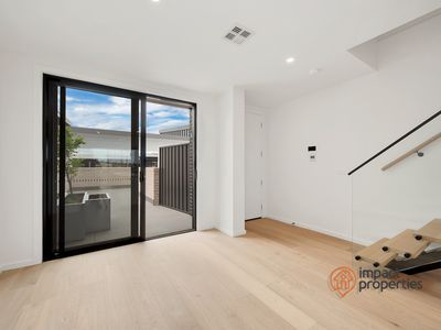 4 / 50 Maymuru Way, Whitlam