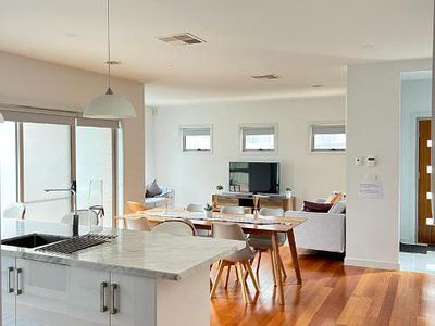 2 / 163 Bedford Road, Ringwood East