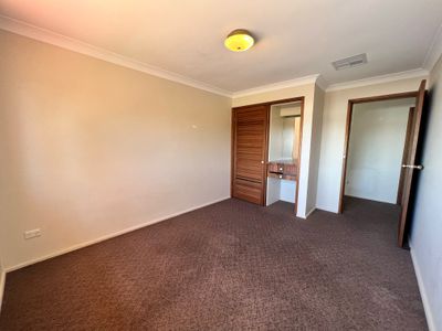2 / 35 East Street, Dubbo