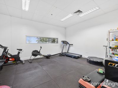 1&2 / 2a Akuna, Williamstown