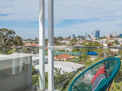 7/172 Loftus Street, North Perth
