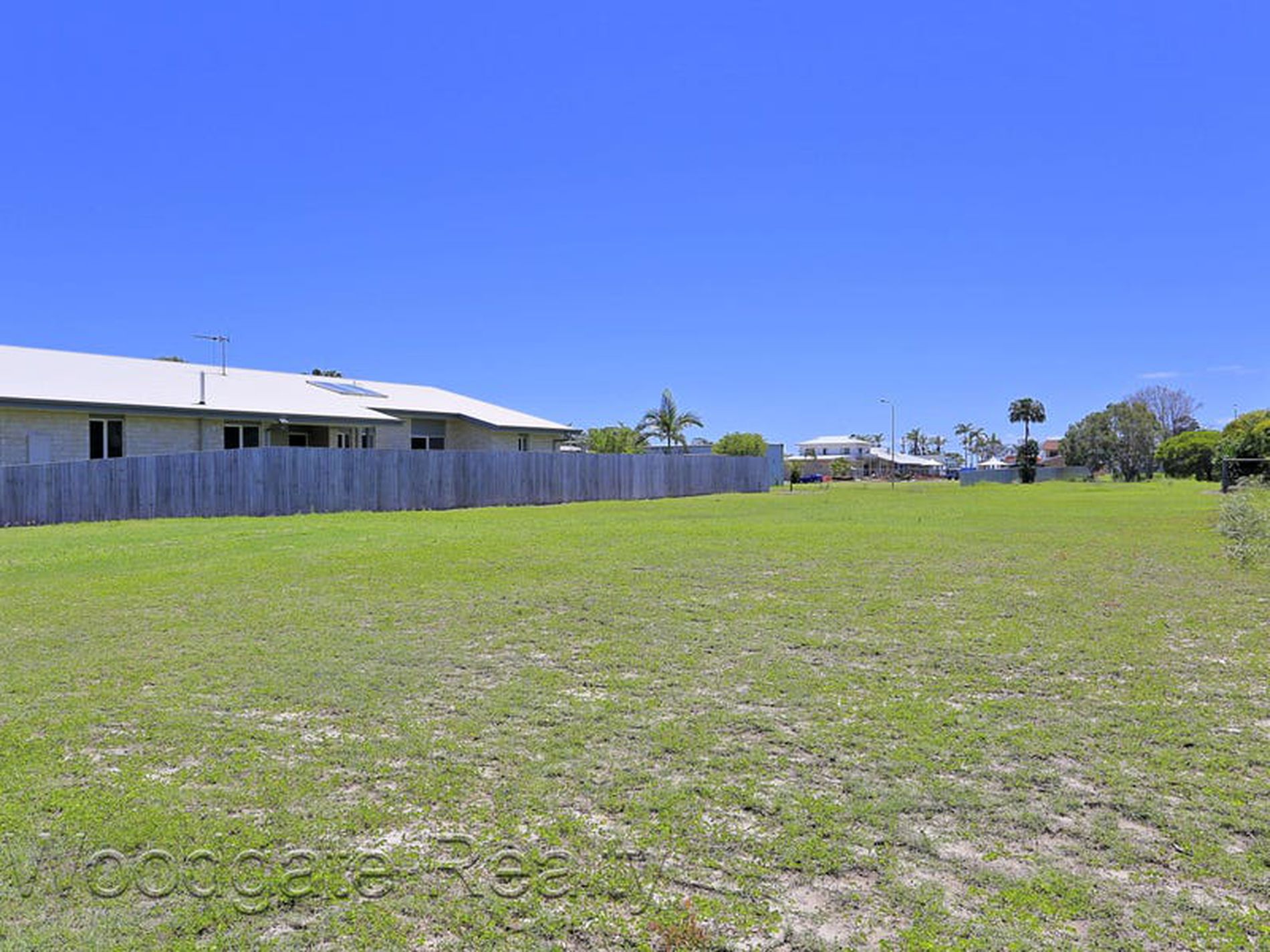 18 First Avenue, Woodgate