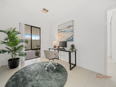 79 Castella Drive, Caversham