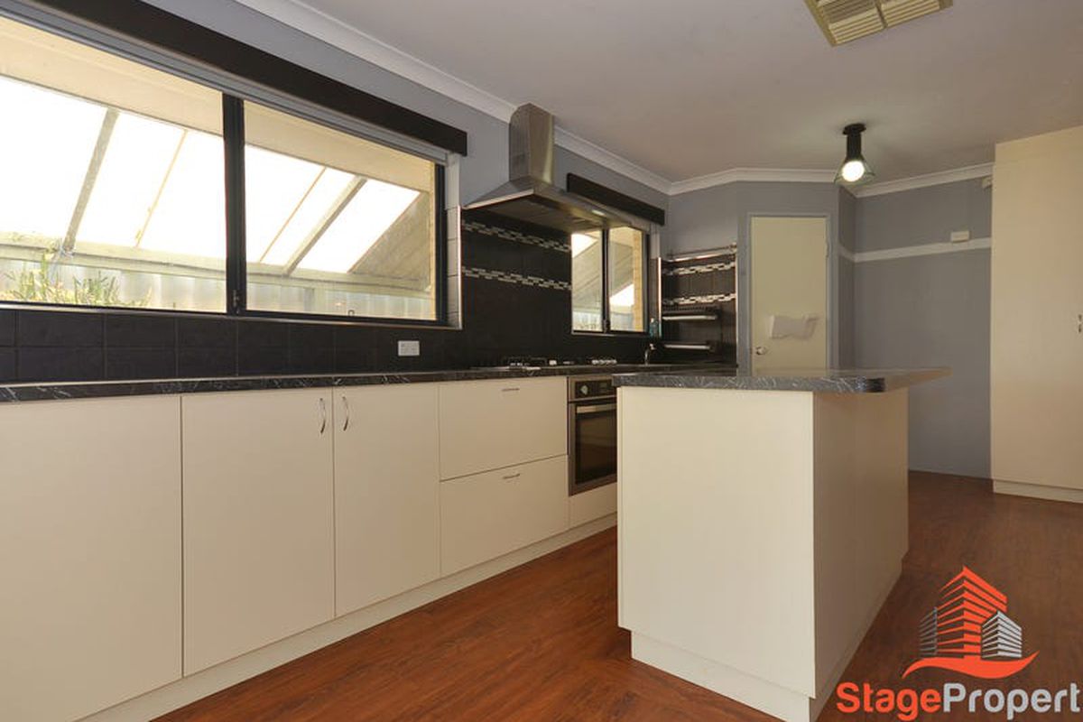 49 Mitra Loop, Bennett Springs