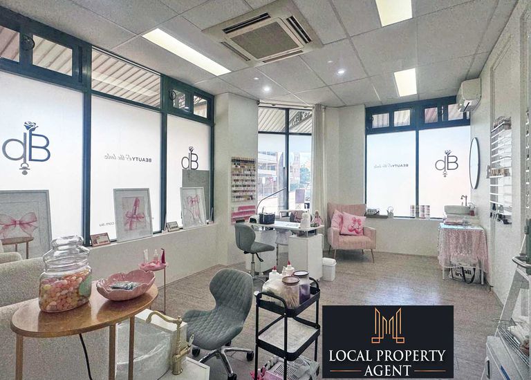 Shop 3 / 11-15 Cahors Rd, Padstow