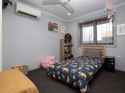 2 / 10 Dulverton Terrace, South Hedland