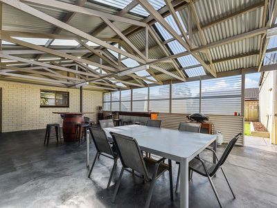 17 Leake Street, Southend