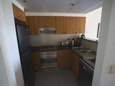 2004 / 1 Hosking Place, Sydney