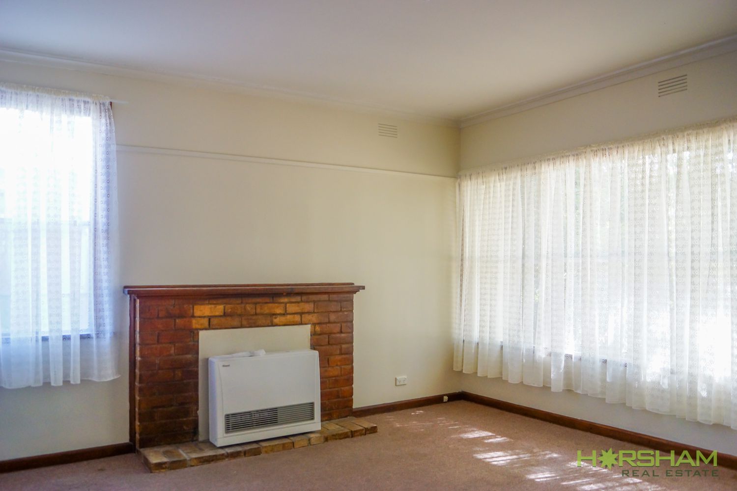 39 Philip Street, Horsham