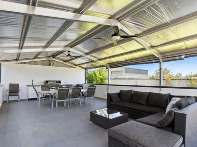 37 Lakeside Drive, Bundalong