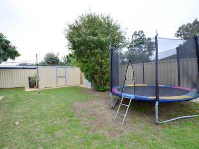 70 Hilton Crescent, Maddington