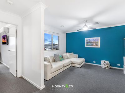32 Riverside Drive, Cranbourne West