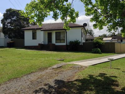 10 Cardiff Street, Berkeley