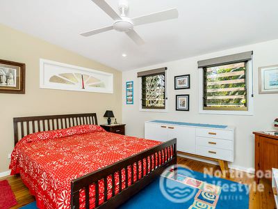 18 Elizabeth Avenue, South Golden Beach