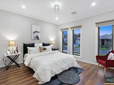 33 Lispenard Circuit, Point Cook