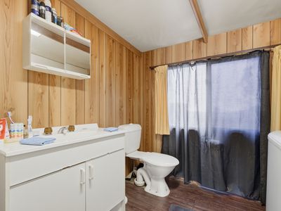 18 Crichton Road, Mount Seymour