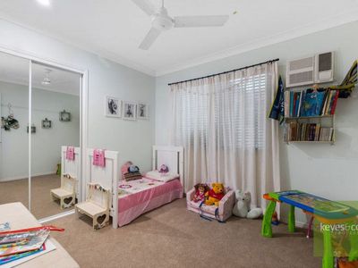 18 Lemonwood Court, Douglas