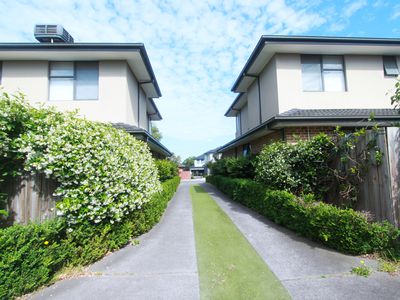 6 / 48  glenbrook avenue, Clayton