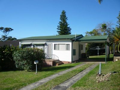 72 Carroll Aveune, Mollymook